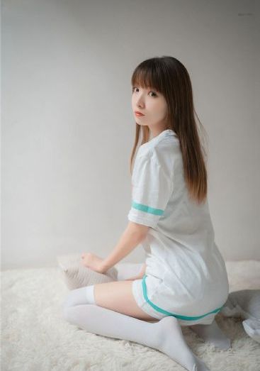 扒丝袜pisiwa在线影院中文