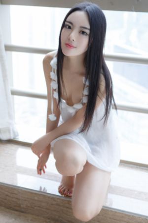 少妇厨房与子伦