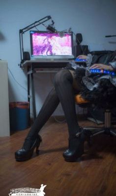 善良的岳母在线