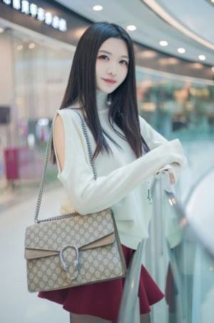 东八区的先生