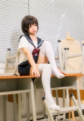 美女任你操