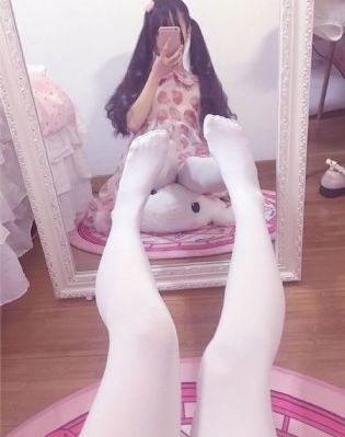 姑娘的故事中文在线观看