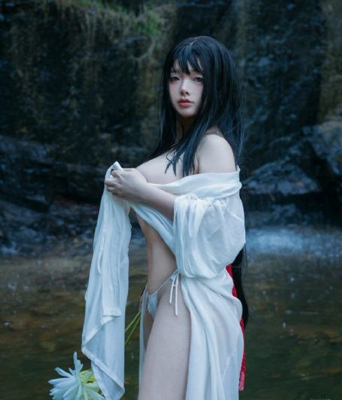 年轻的嫂子中字